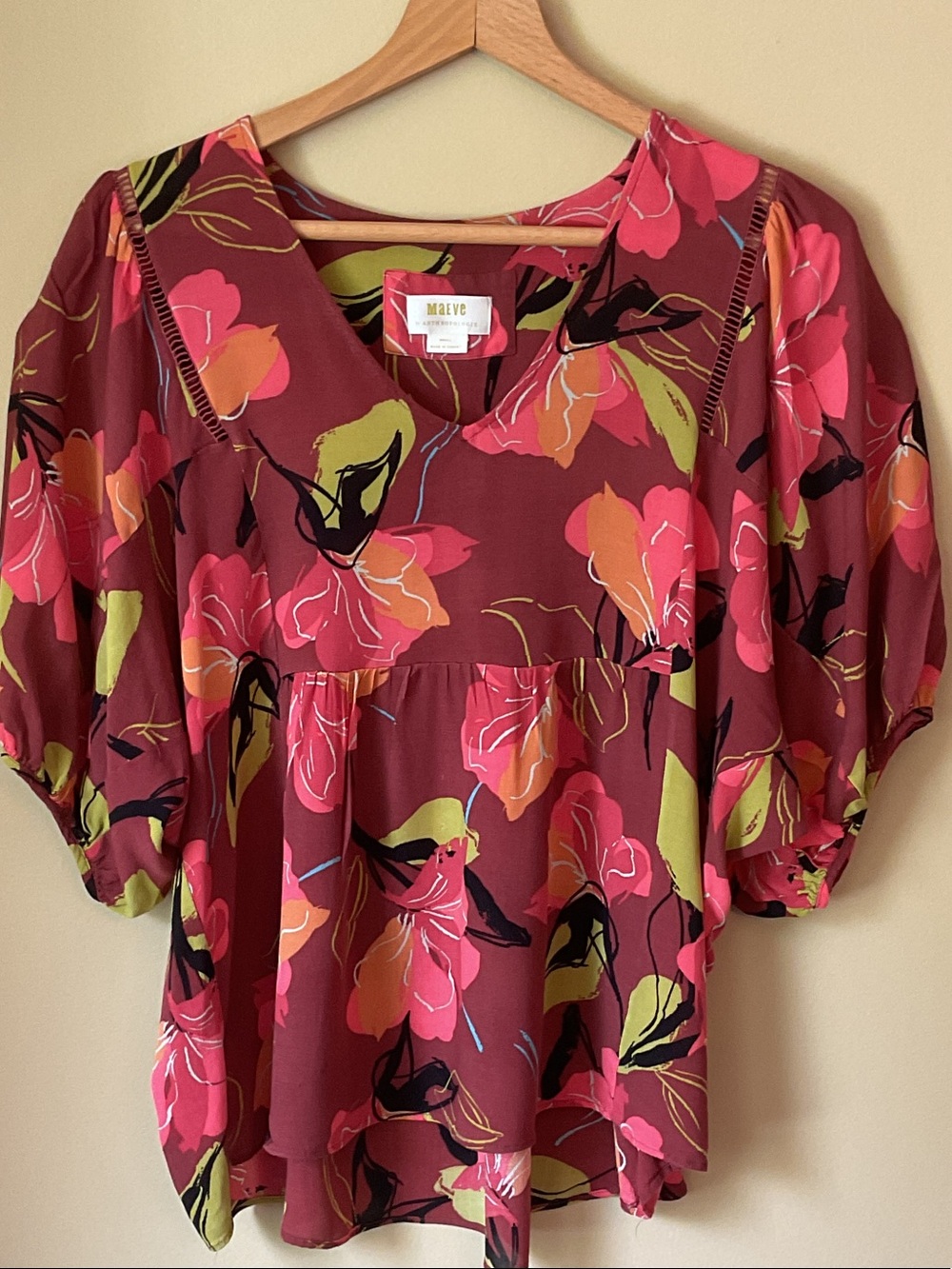 Maeve by Anthropologie Burgundy Floral Puff-Sleeve Peasant Top